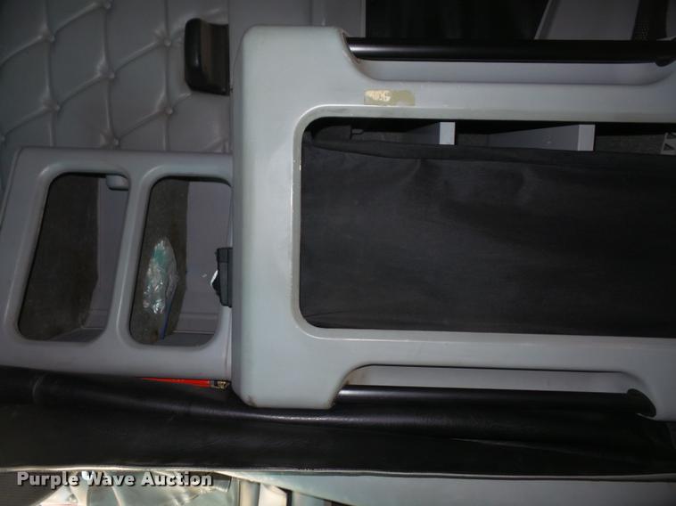 image for item F1997 1999 Freightliner FLD semi truck