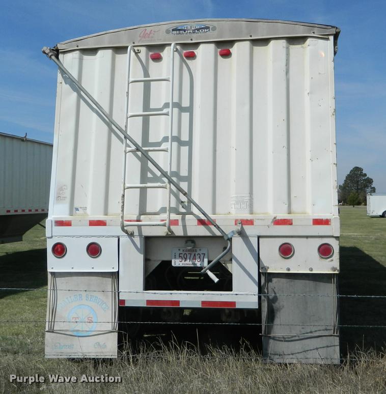 image for item K2572 2000 Jetco double hopper grain trailer