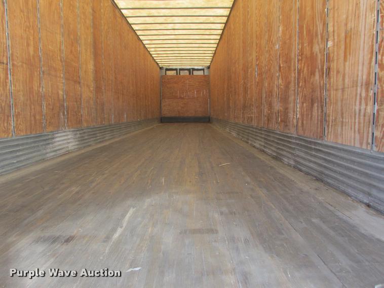 image for item K6147 2005 Wabash dry van trailer