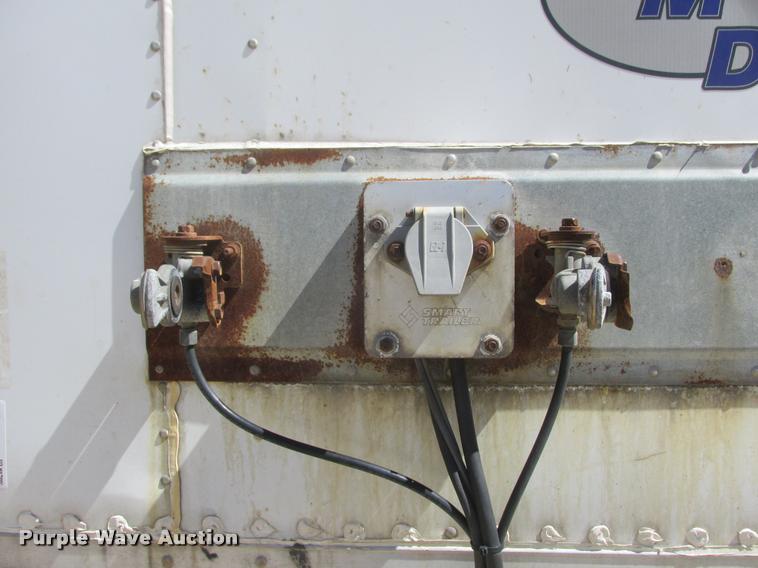 image for item K6147 2005 Wabash dry van trailer