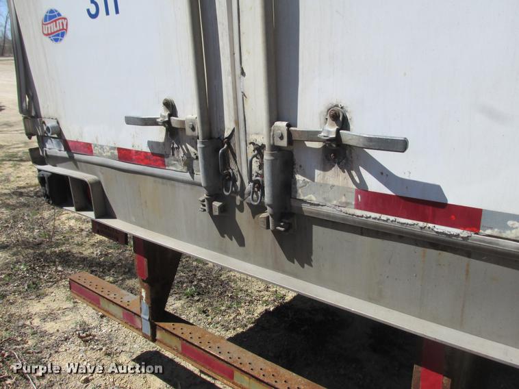 image for item K6149 2006 Utility dry van trailer