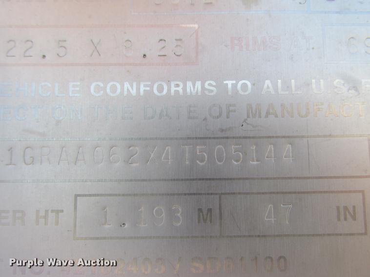 image for item K6152 2004 Great Dane dry van trailer