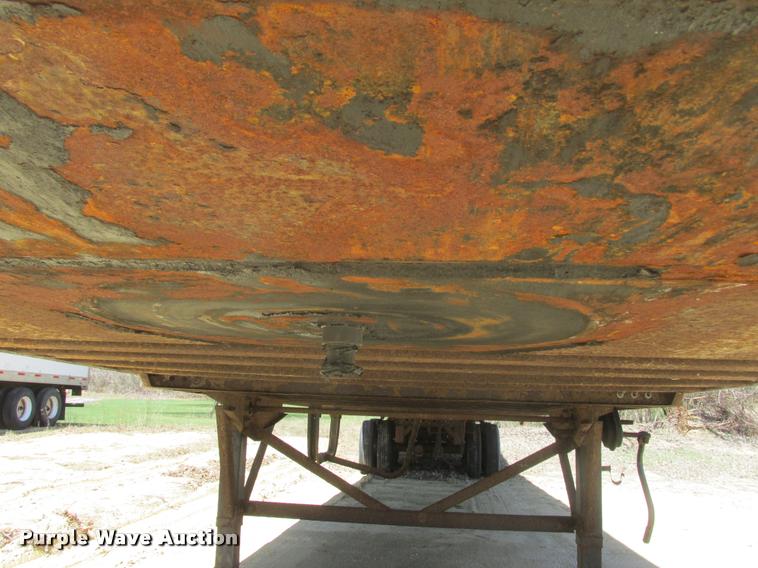 image for item K6154 1999 Wabash dry van trailer