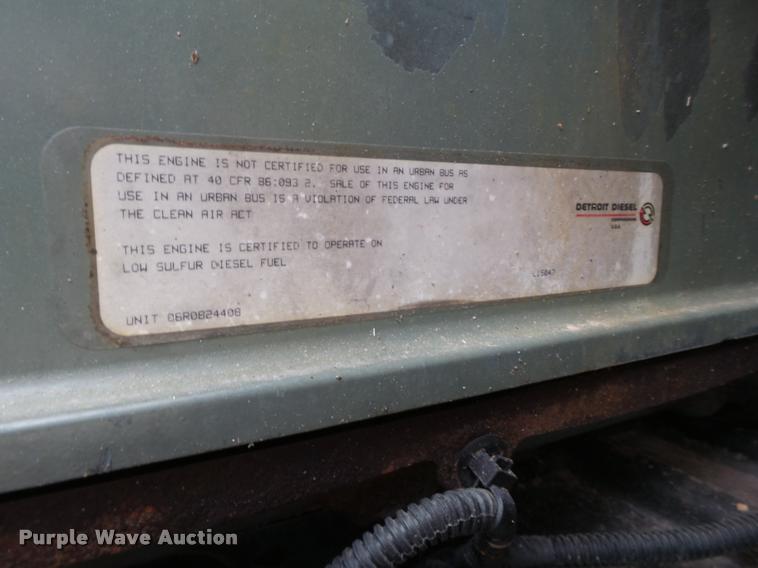 image for item L1540 2005 Freightliner Columbia semi truck