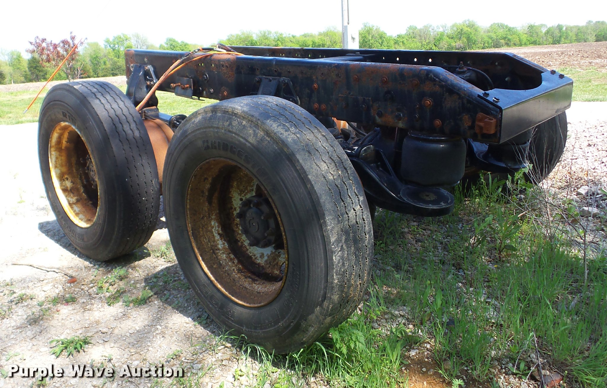 Peterbilt rear end in Parsons, KS Item BI9735 sold Purple Wave