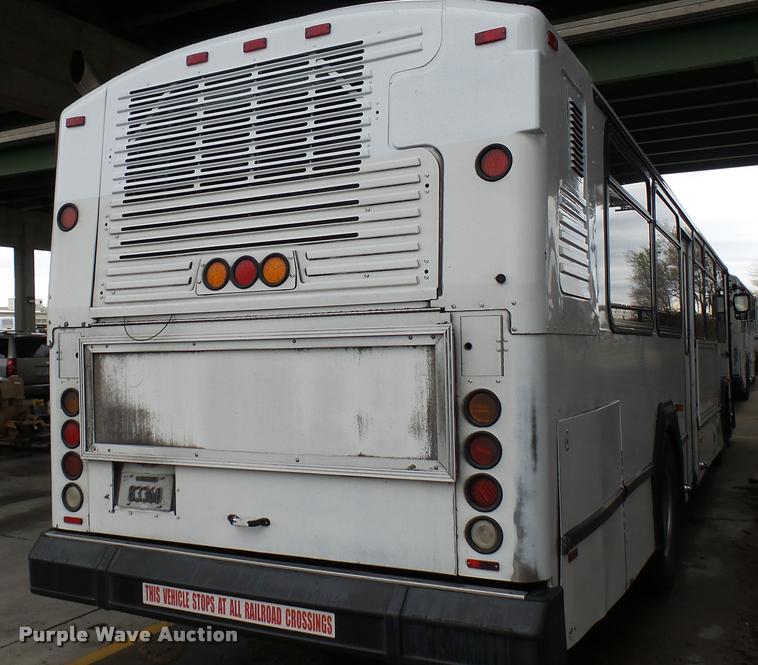 image for item DA7755 2002 Gillig G20B096N4 transit bus