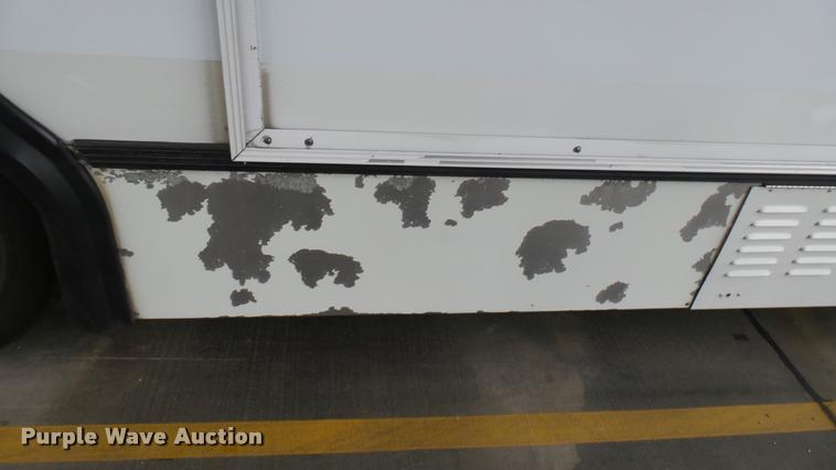 image for item DA7755 2002 Gillig G20B096N4 transit bus