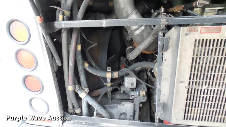 image for item DA7755 2002 Gillig G20B096N4 transit bus