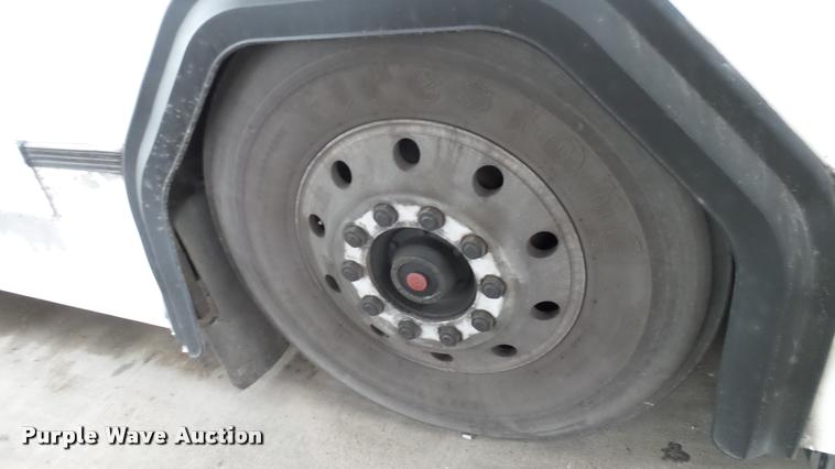 image for item DA7755 2002 Gillig G20B096N4 transit bus