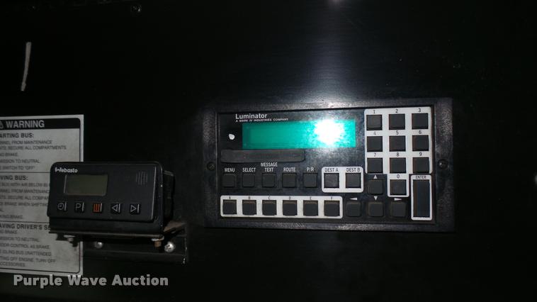 image for item DA7756 2002 Gillig G20B096N4 transit bus