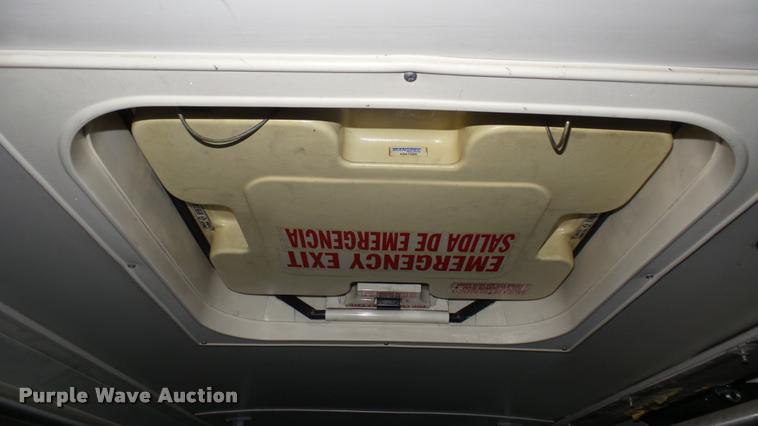 image for item DA7756 2002 Gillig G20B096N4 transit bus