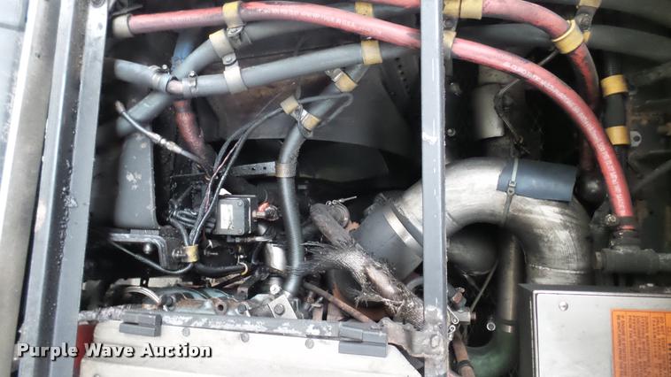 image for item DA7756 2002 Gillig G20B096N4 transit bus