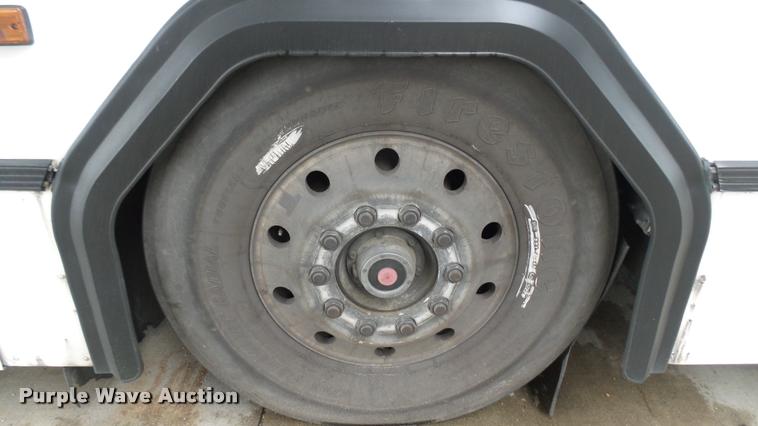 image for item DA7756 2002 Gillig G20B096N4 transit bus