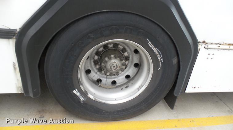 image for item DA7756 2002 Gillig G20B096N4 transit bus