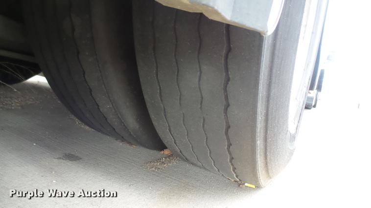 image for item DA7756 2002 Gillig G20B096N4 transit bus