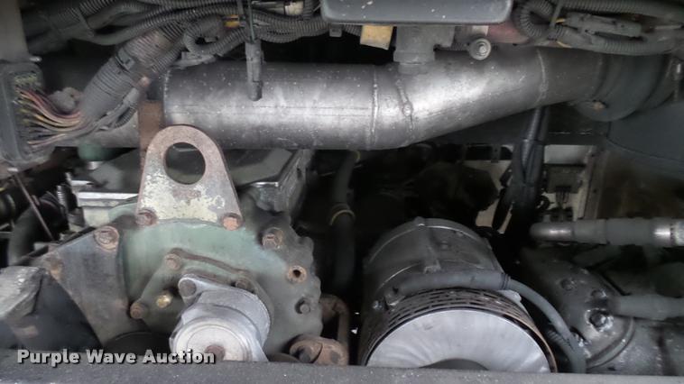 image for item DA7757 2002 Gillig G20B096N4 transit bus