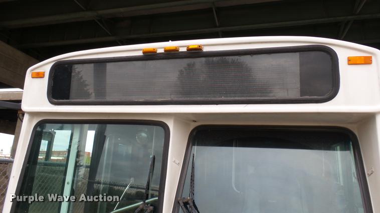 image for item DA7757 2002 Gillig G20B096N4 transit bus