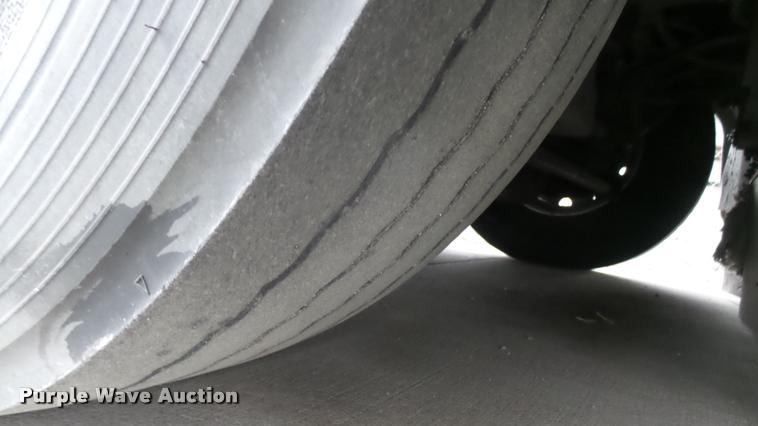 image for item DA7757 2002 Gillig G20B096N4 transit bus