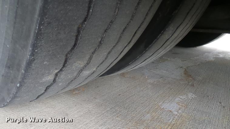 image for item DA7757 2002 Gillig G20B096N4 transit bus