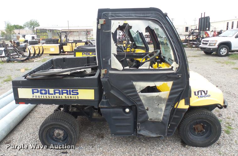 image for item DQ9214 2003 Polaris 1500 utility vehicle