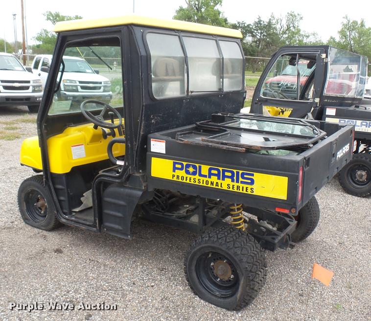 image for item DQ9215 2002 Polaris utility vehicle