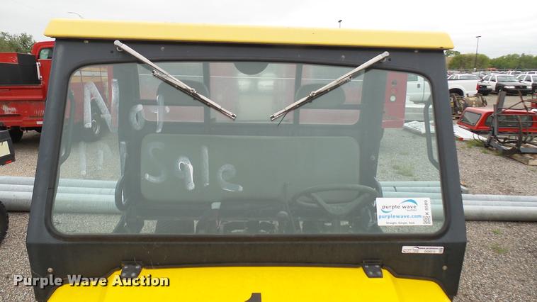 image for item DQ9215 2002 Polaris utility vehicle