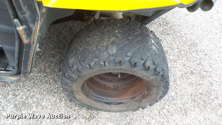 image for item DQ9215 2002 Polaris utility vehicle