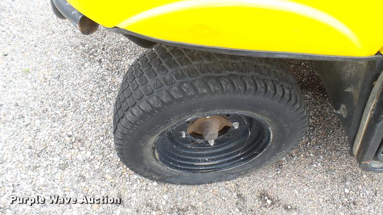 image for item DQ9215 2002 Polaris utility vehicle