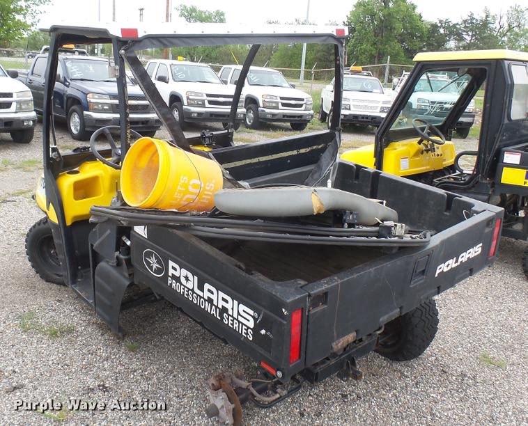 image for item DQ9216 2003 Polaris 1500 utility vehicle