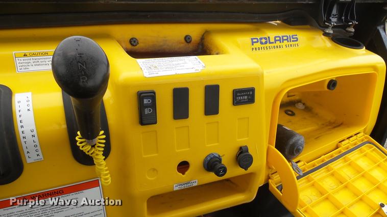 image for item DQ9216 2003 Polaris 1500 utility vehicle