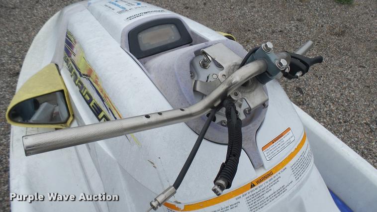 image for item DQ9218 1996 Yamaha Wave Raider personal watercraft