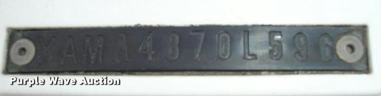 image for item DQ9218 1996 Yamaha Wave Raider personal watercraft