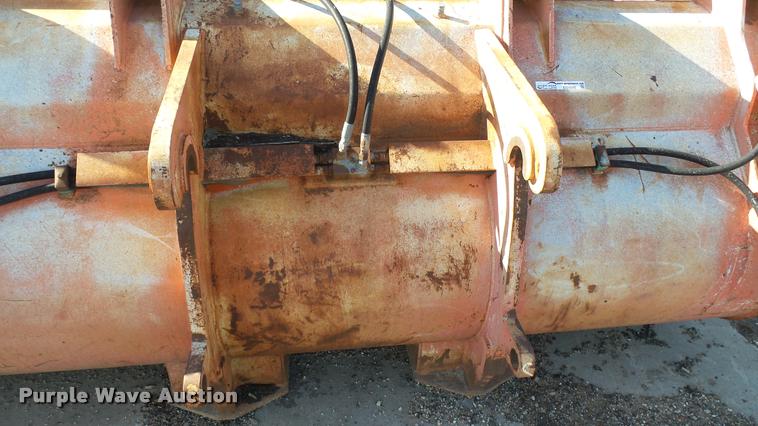 image for item DS9086 JRB Mega 300-5 grapple bucket