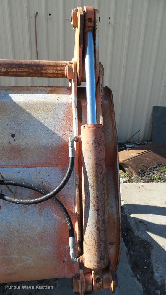 image for item DS9086 JRB Mega 300-5 grapple bucket