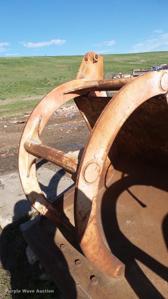 image for item DS9086 JRB Mega 300-5 grapple bucket