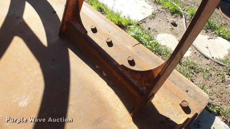 image for item DS9086 JRB Mega 300-5 grapple bucket