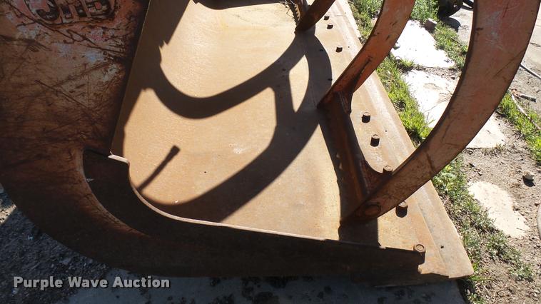 image for item DS9086 JRB Mega 300-5 grapple bucket