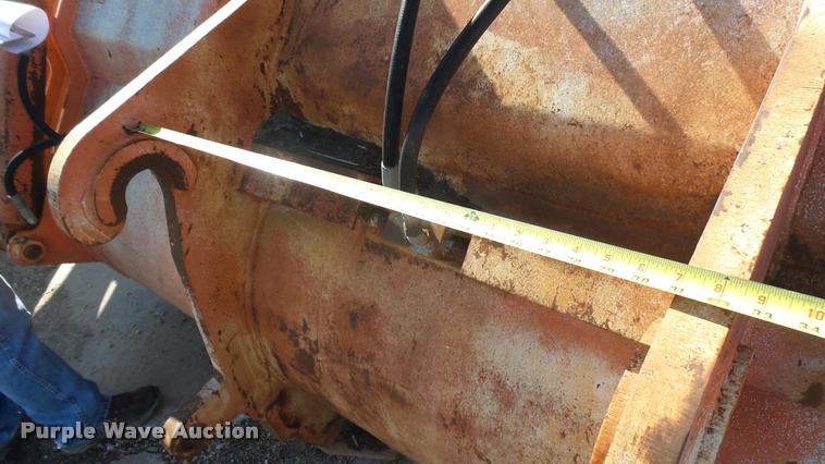 image for item DS9086 JRB Mega 300-5 grapple bucket