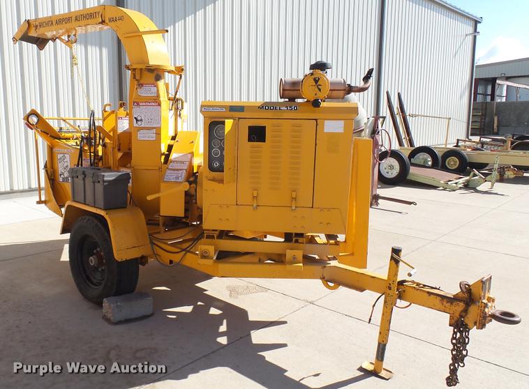 image for item DS9093 1996 Brush Bandit 150XP wood chipper
