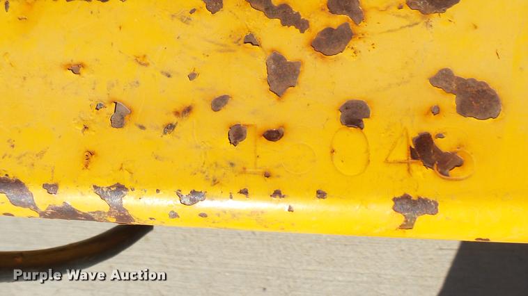 image for item DS9093 1996 Brush Bandit 150XP wood chipper