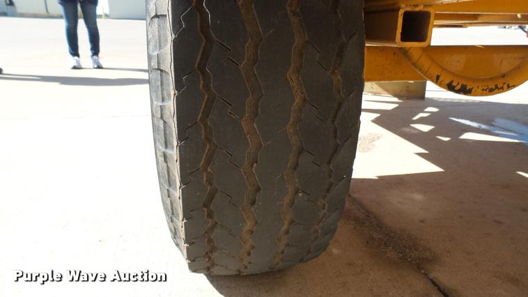 image for item DS9093 1996 Brush Bandit 150XP wood chipper