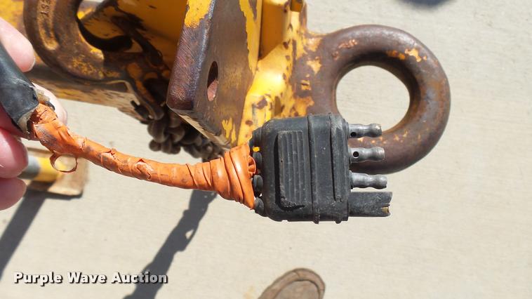 image for item DS9093 1996 Brush Bandit 150XP wood chipper