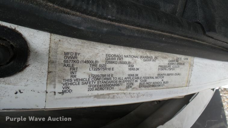 image for item L2388 2009 Ford E450 Super Duty shuttle bus