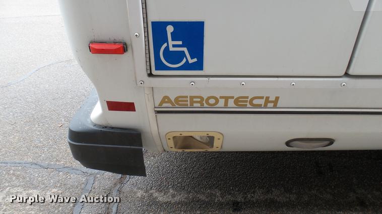 image for item L2388 2009 Ford E450 Super Duty shuttle bus