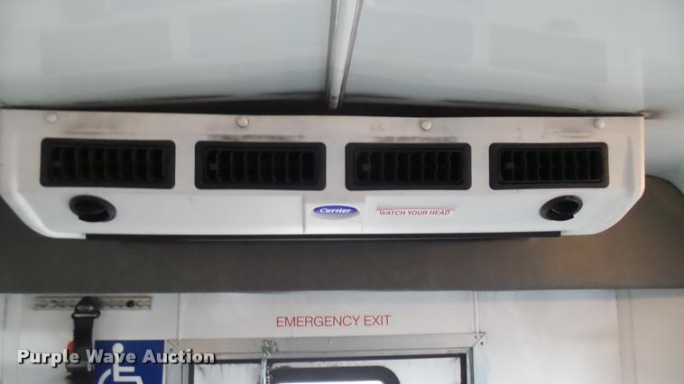 image for item L2389 2009 Ford E450 Super Duty shuttle bus