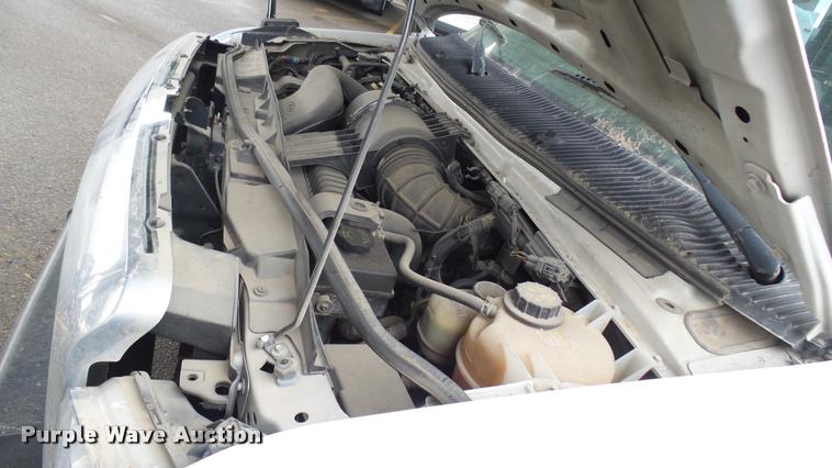 image for item L2389 2009 Ford E450 Super Duty shuttle bus