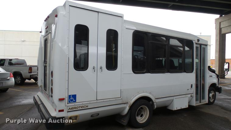 image for item L2390 2010 Ford E450 Super Duty shuttle bus