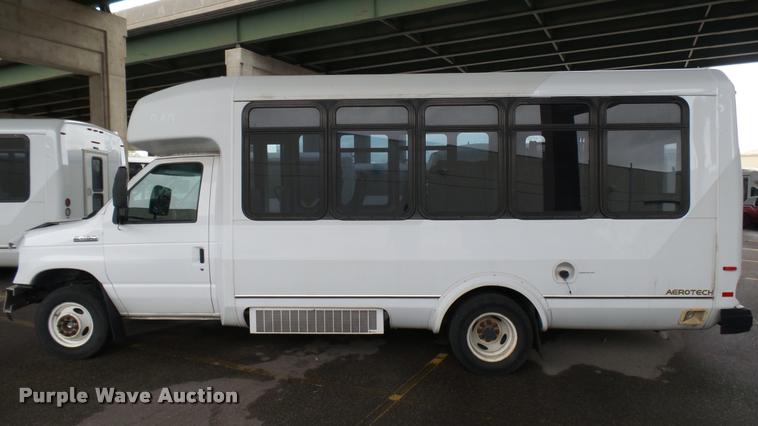 image for item L2390 2010 Ford E450 Super Duty shuttle bus