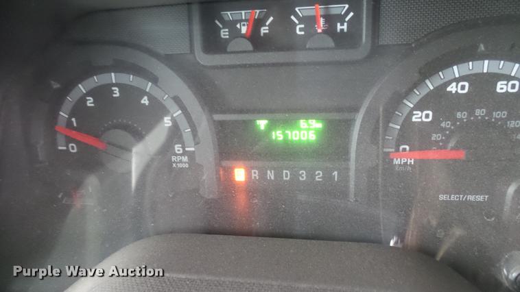 image for item L2390 2010 Ford E450 Super Duty shuttle bus