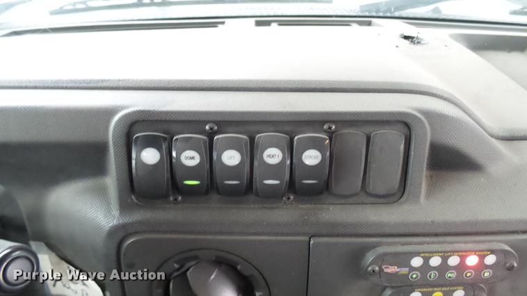 image for item L2390 2010 Ford E450 Super Duty shuttle bus